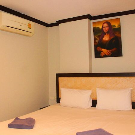 Hollywood Inn Hotel Patong 외부 사진