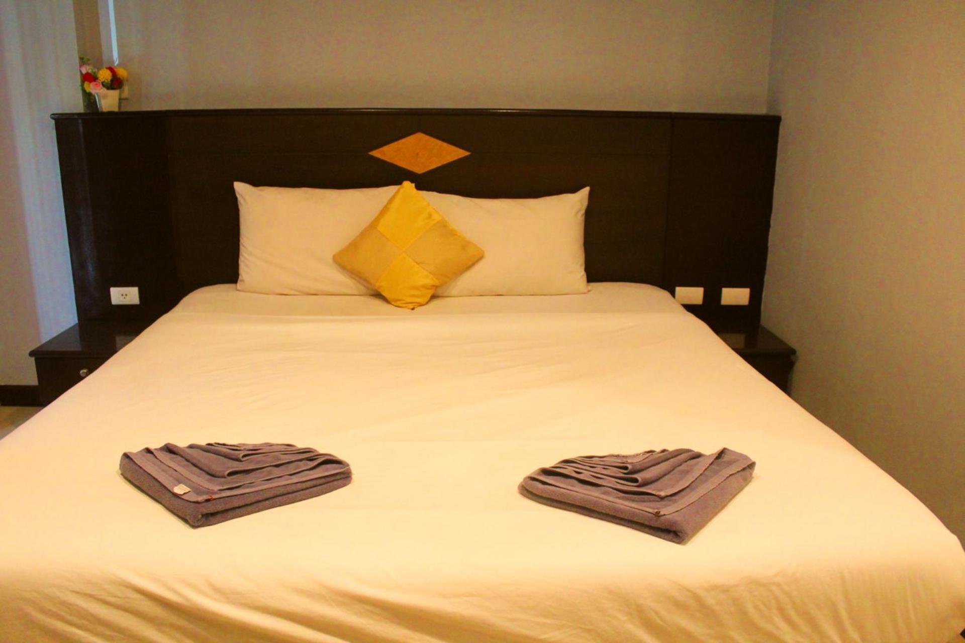 Hollywood Inn Hotel Patong 외부 사진