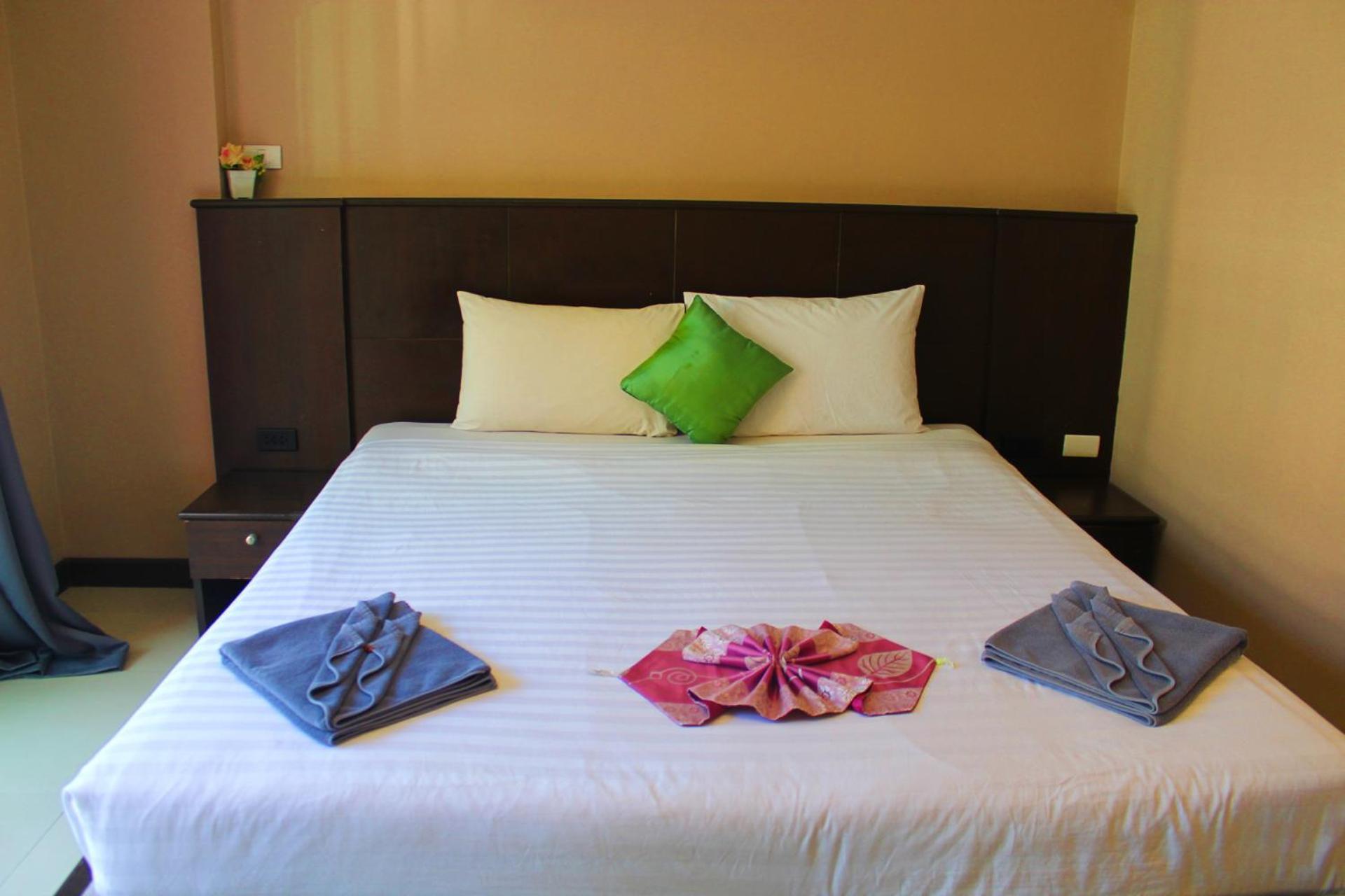 Hollywood Inn Hotel Patong 외부 사진
