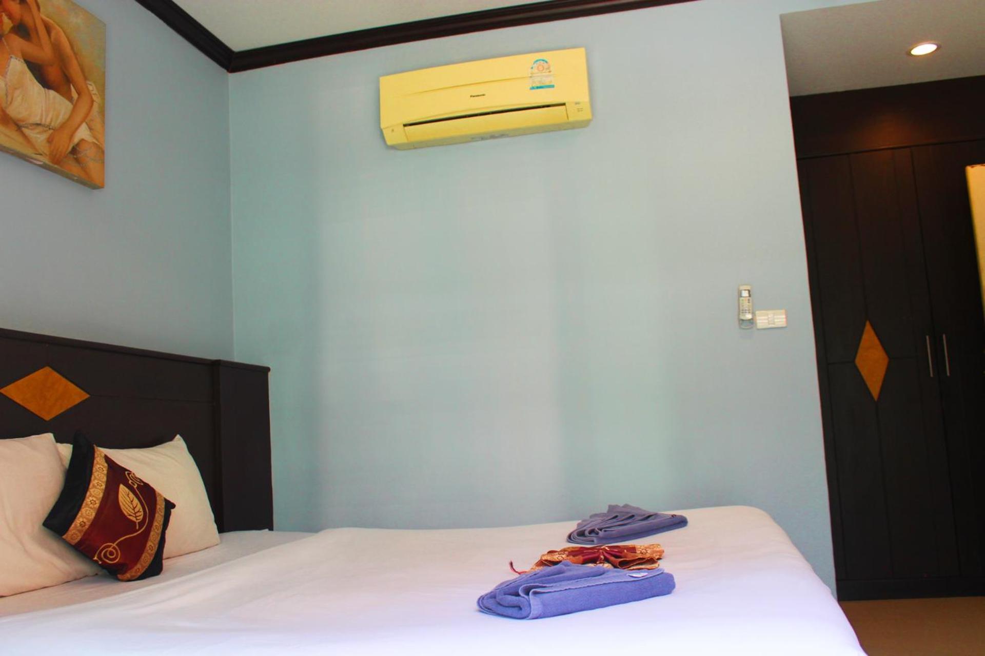 Hollywood Inn Hotel Patong 외부 사진