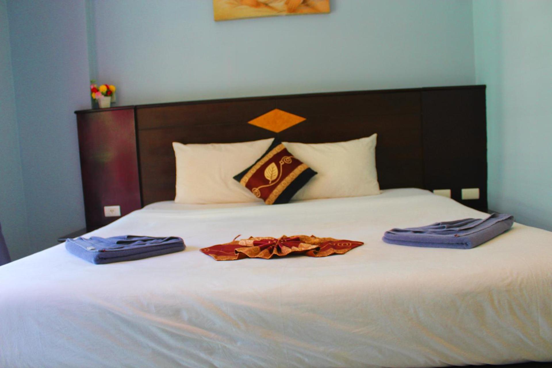 Hollywood Inn Hotel Patong 외부 사진