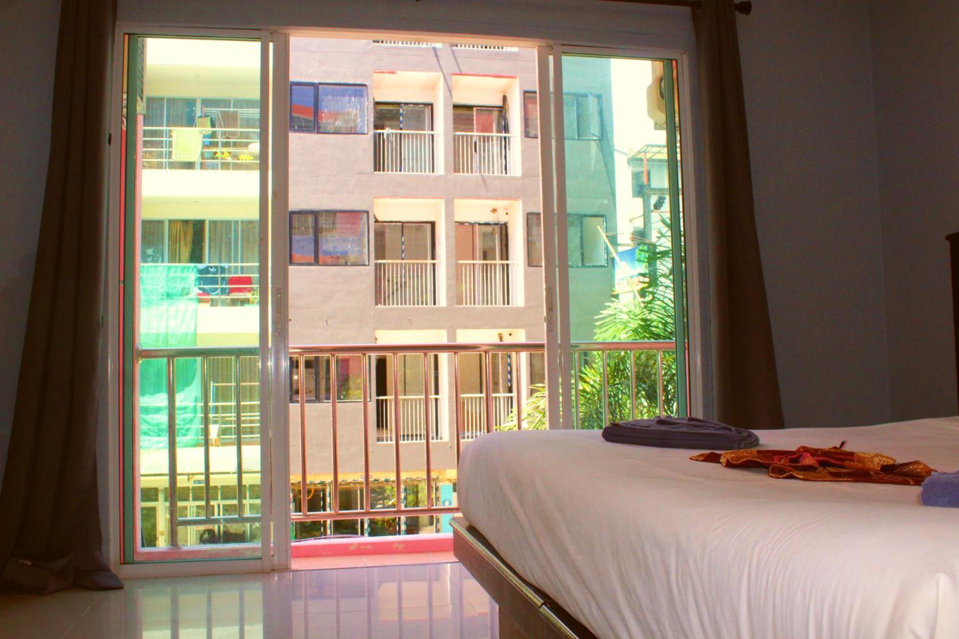 Hollywood Inn Hotel Patong 외부 사진