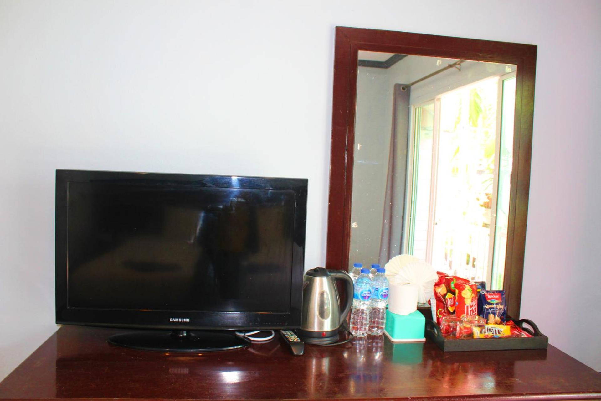 Hollywood Inn Hotel Patong 외부 사진